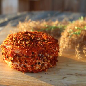 Fromage de chèvre aromatisé (Herbes, tomates, paprika...) | La chèvrerie de Lu'Ce